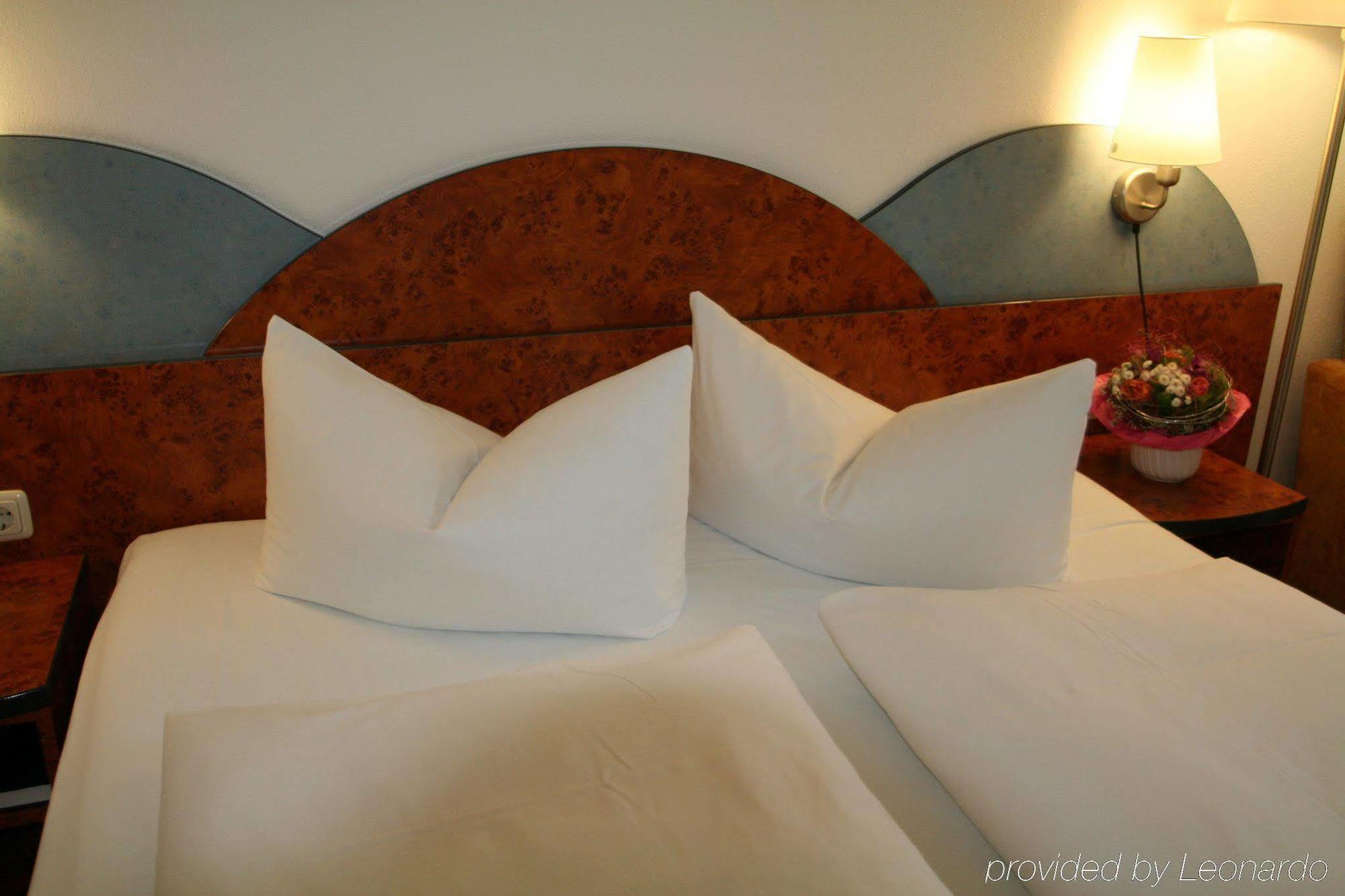 Taste Hotel Jettingen Jettingen-Scheppach Quarto foto