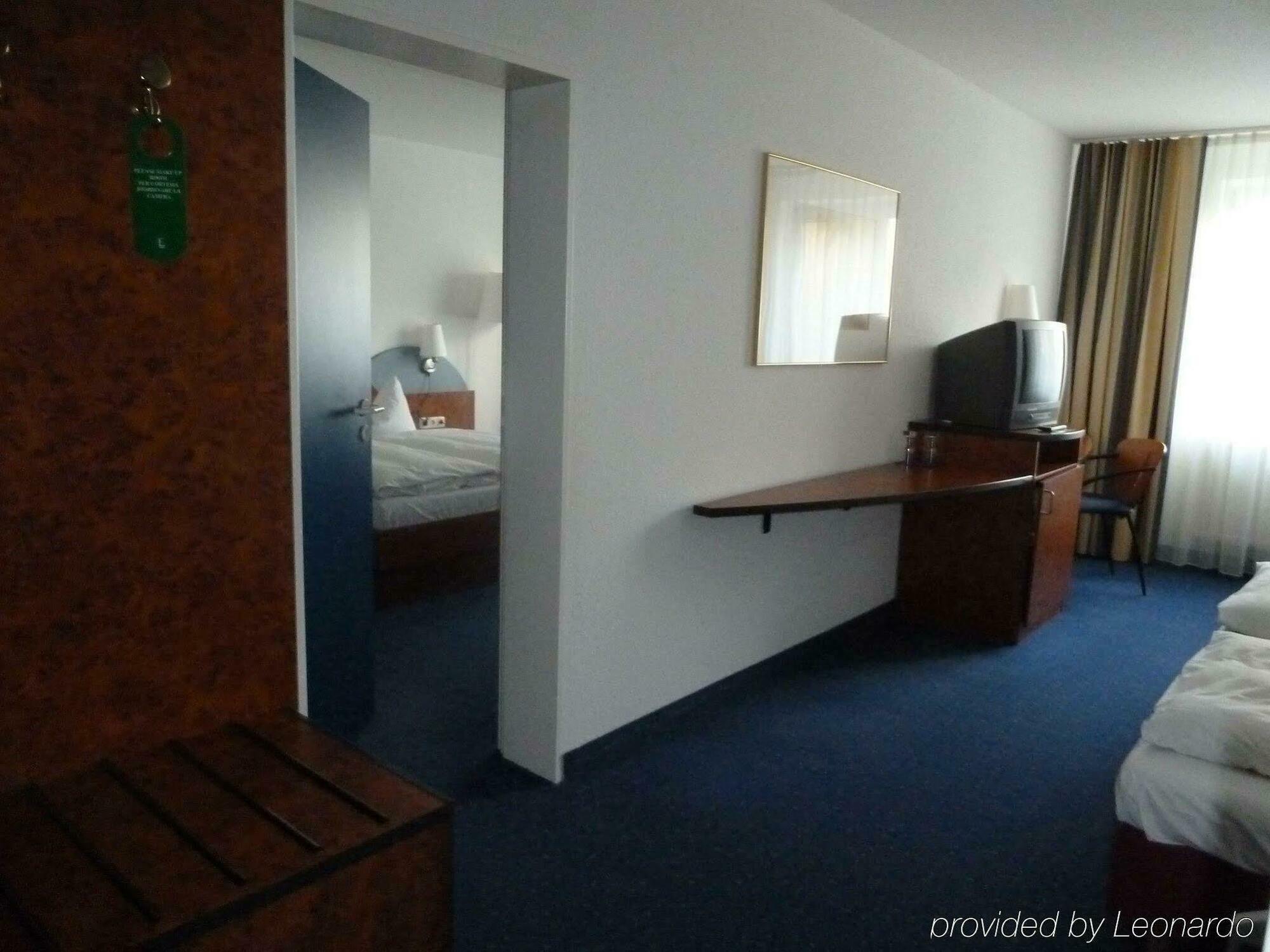 Taste Hotel Jettingen Jettingen-Scheppach Quarto foto
